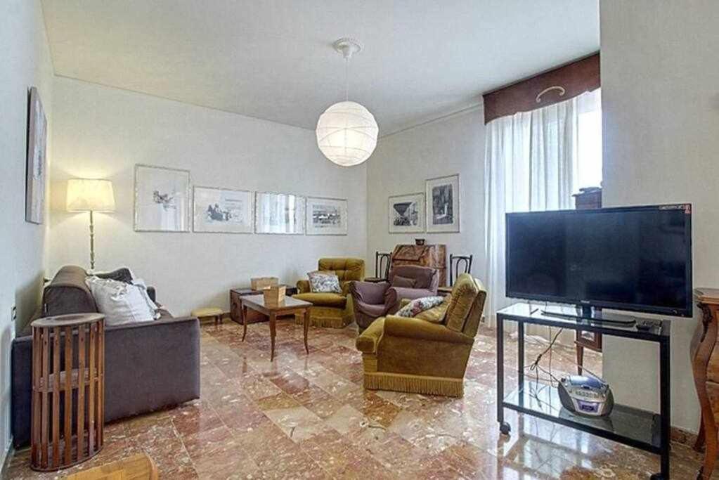 Frati Bigi With Two Bedrooms And Parking Firenze Esterno foto