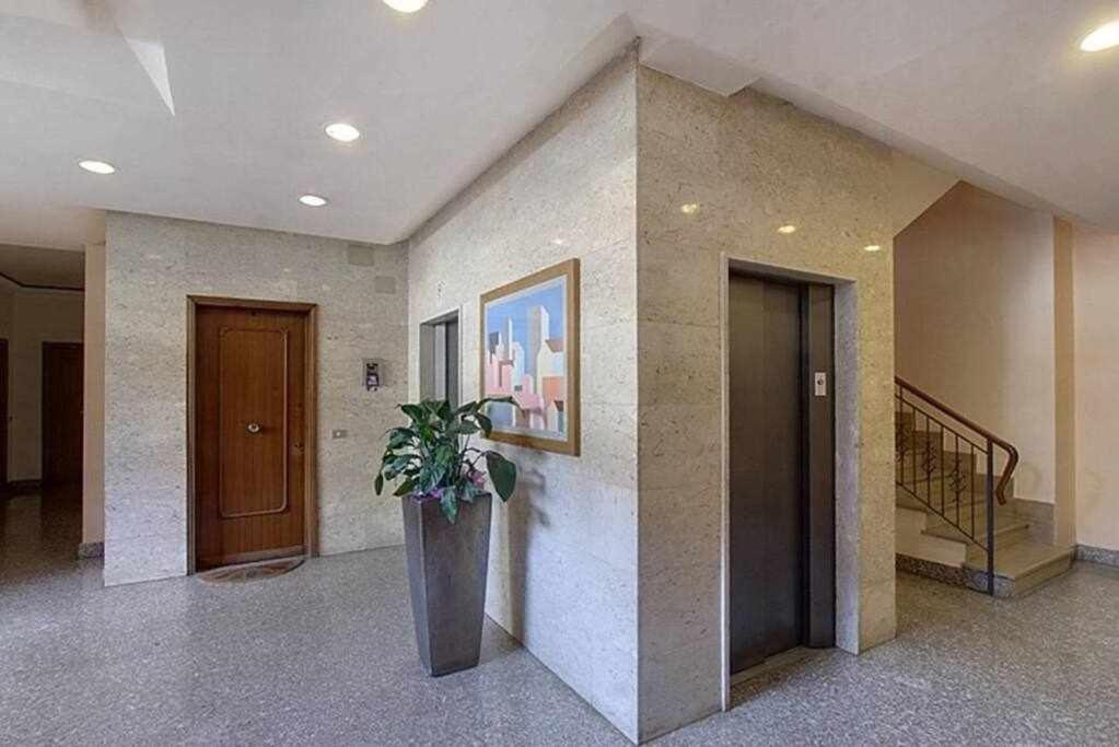 Frati Bigi With Two Bedrooms And Parking Firenze Esterno foto
